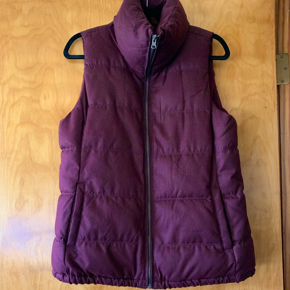 Old Navy Puffer Vest